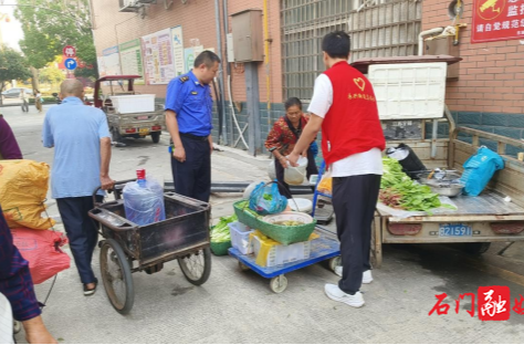 永兴街道：整治违规占道秩序 畅通消防通道