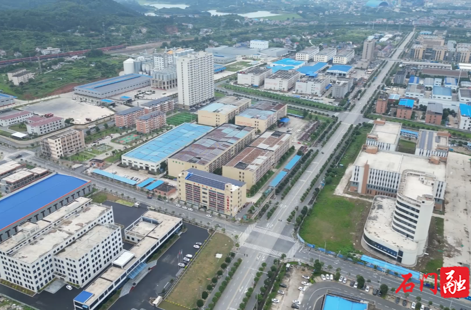 石门县：开足马力“赶春光”，跑出经济“加速度”