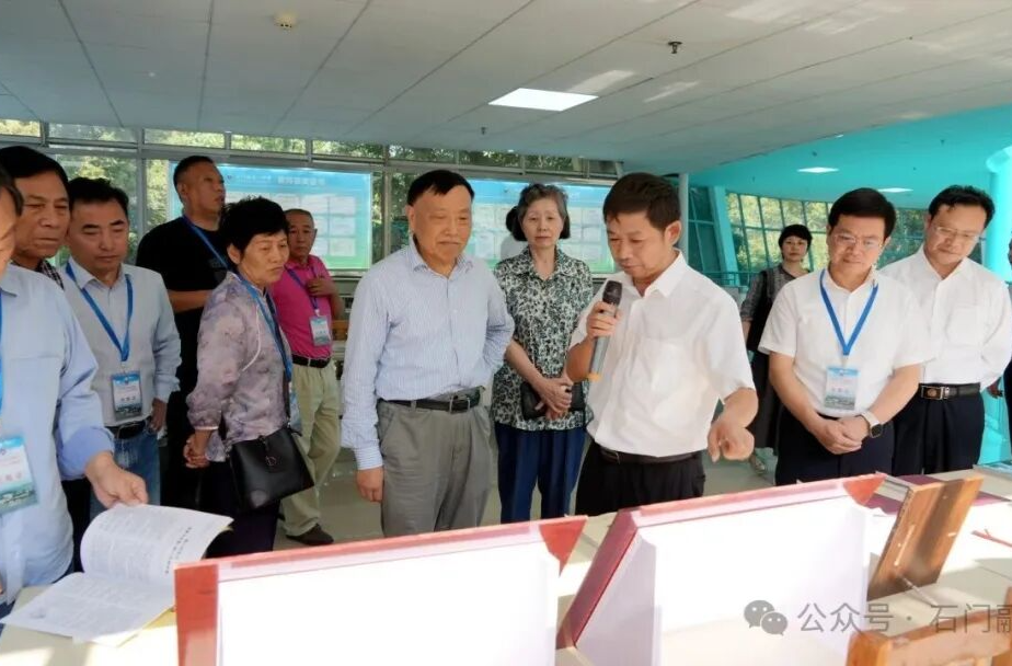 全省第五次民族地区关心下一代工作座谈会在石门召开