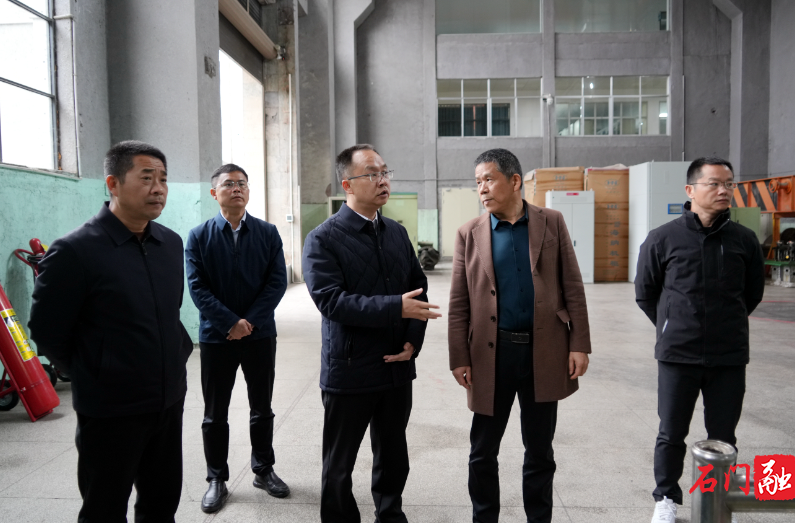 张世田调研重点工业企业