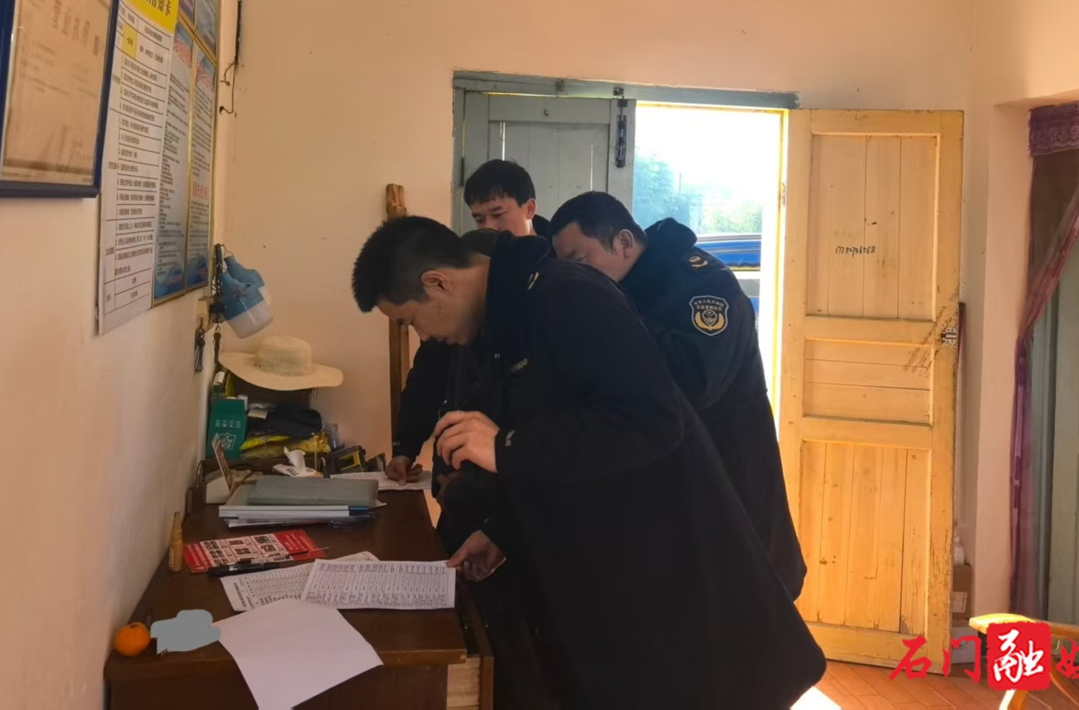 罚款11000元 ! 石门查处一起违规储存烟花爆竹行为