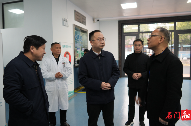 张世田调研卫生教育高质量发展工作