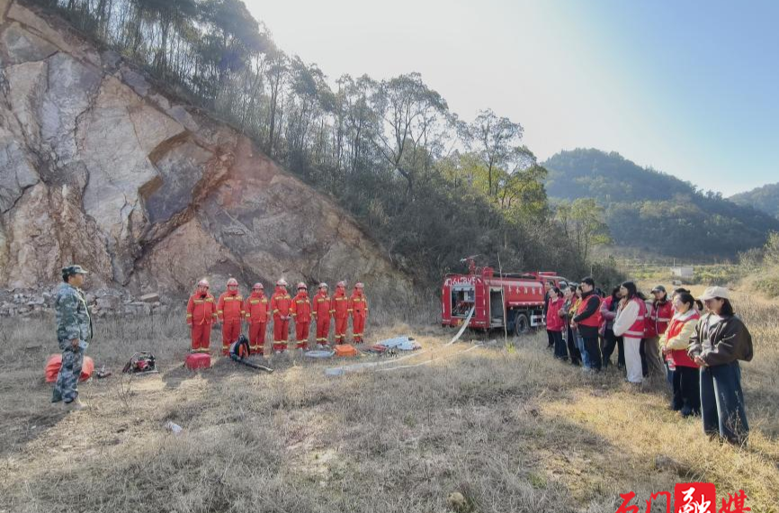石门县易家渡镇：为年轻干部上好“开年第一课”