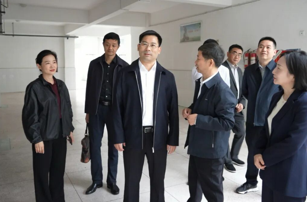 李长春调研高考备考工作