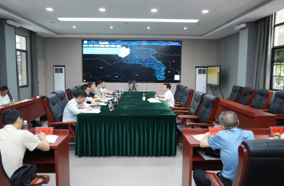市领导到石指导防汛抗灾工作