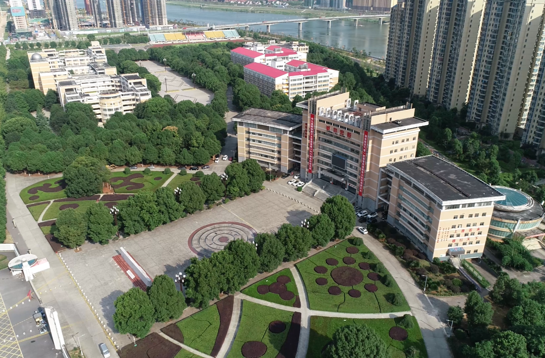 党旗领航育桃李！石门县第一中学党委获评全国先进基层党组织