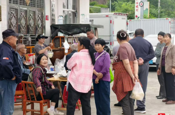 石门所街乡：党群服务中心“变身”乡村集市 打通便民消费“最后一公里”