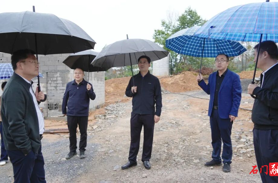 李长春督导灾后重建工作